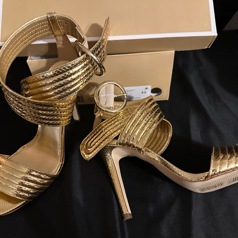 Michael Kors Royce gold snake embossed Leather Platform heels sandals Size 8.5